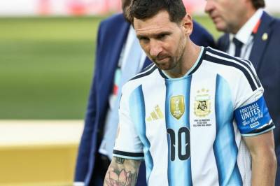 Preget Messi: Tårene renner