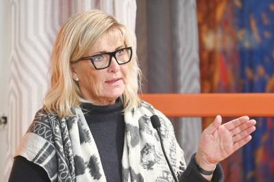 Kommunedirektøren foreslår å ta imot 10 flyktninger i år &bull; Birkenesavisa