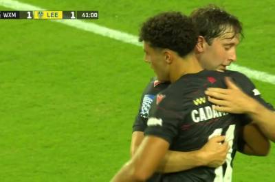Bailey Cadamarteri setter 2-1 mot Leeds United