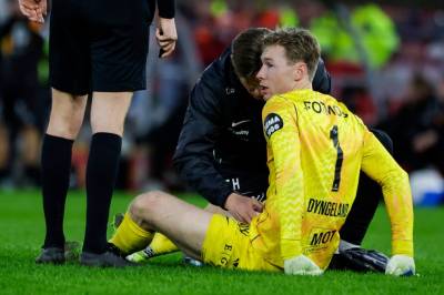 Brann-keeper ute med skade i låret