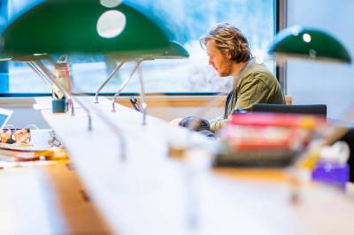 Rapport: Studenter går i minus hver måned