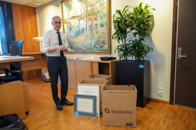 Støre pakker sakene: – Historisk