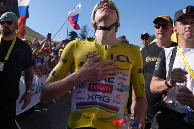 Pogačar knuste 29 år gammel rekord opp Alpe d'Huez