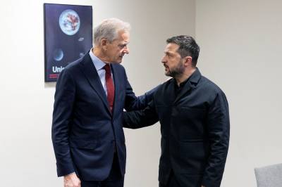 Støre i New York: Ser håp for fred i Ukraina