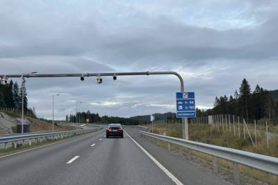 Advarer elbilistene mot bompengesjokk