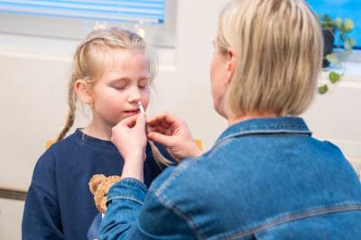 Titusenvis av barn bør vaksineres – kan slippe sprøyter