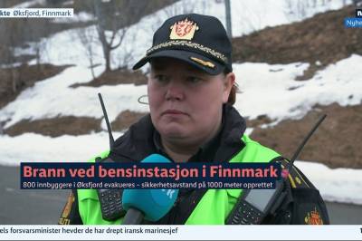 Direkte fra Øksfjord: Politiet informerer om storbrannen