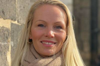 Vanja tok en sterk smertestillende og la seg. Så ringte legen