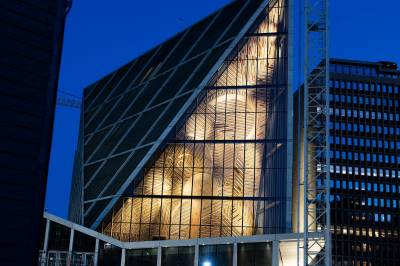 To helt nye bygninger viser hvor galt det kan gå når mote og individualisme tar overhånd