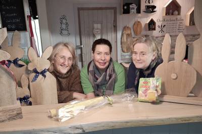 – Frikirkens «Vårbasar» &bull; Birkenesavisa