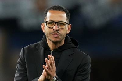 Liam Rosenior ferdig som Chelsea-manager