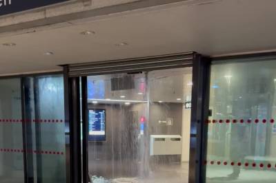 Vannlekkasje på Nydalen T-banestasjon