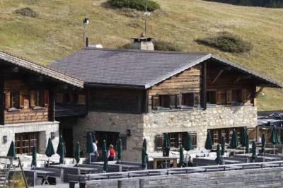 Her bodde dronningen