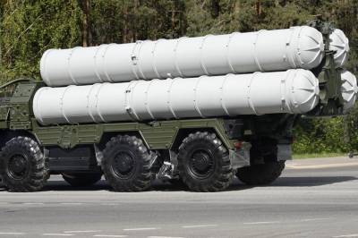 Russland avfyrer et hypersonisk Oreshnik-missil nær EU-grensen i en opptrapping av krigen i Ukraina