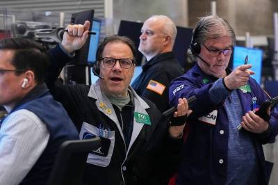 Slik styrer lukkede komiteer Wall Streets viktigste indekser