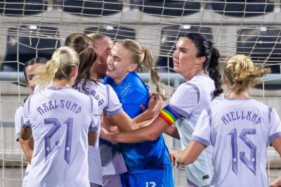 Panengstuen ble straffehelt i debuten fra start