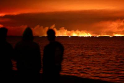 Turistparadis i flammer