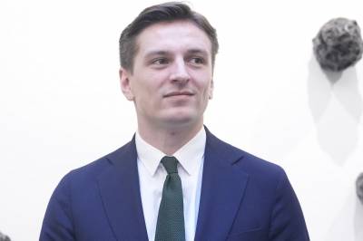 Høyre-nestleder reagerer på politikeres Berlin-uttalelser. Forsker etterlyser en mer presis debatt.