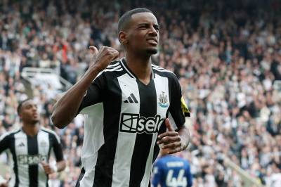 Isak bryter tausheten – ut mot Newcastle