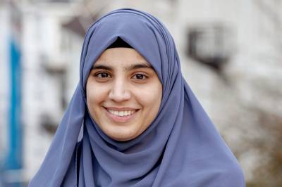 – Ingen hører meg. Ingen ser meg ...