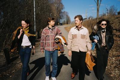 Under en høyere himmel