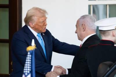 Netanyahu møter Trump i Det hvite hus for å diskutere Palestina og Iran