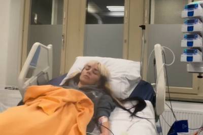 - Måtte hjelpe meg opp fra gulvet