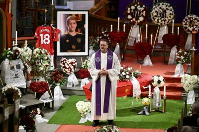 Mange hundre hedret Ludvik (14): – En fighter fra start