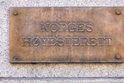 Krever erstatning i barnevernsak - Høyesterett skal avgjøre saken