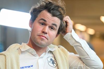 Magnus Carlsen er verdensmester i hurtigsjakk for sjette gang