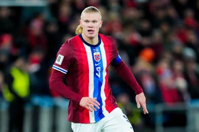 Målløst til pause: Norge sliter med å score mot Estland