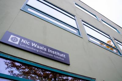 Unnvikelser og manglende åpenhet fra Nic Waals Institutt