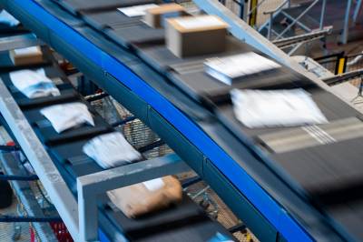 Rekordtravelt for posten: 2 millioner pakker på en uke