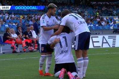 Martin Baturina setter 0-1 mot Napoli