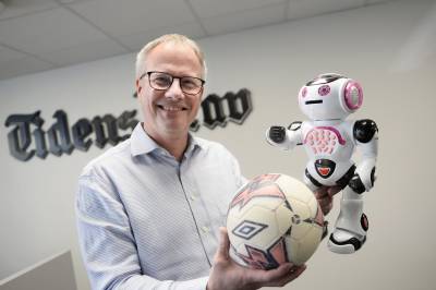 Tett på lokalfotballen med robot og streaming