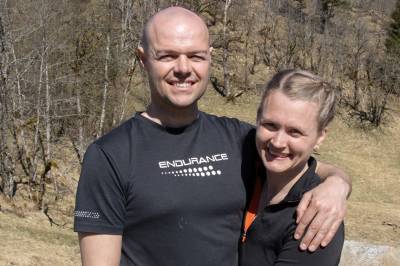 Renoverer 200 år gammal gard med 4000 følgjarar i ryggen