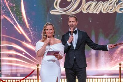 Ute av «Skal vi danse»