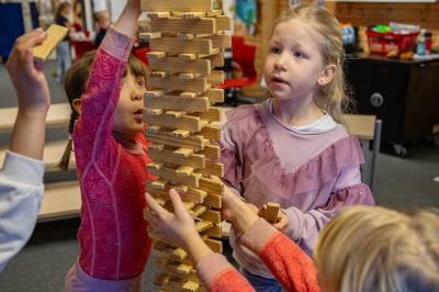 Roser grep ved Kristiansand-skole: – Høres spennende ut
