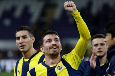Fenerbahce-spiller varetektsfengslet i tyrkisk gamblingsak