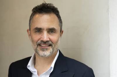 Møt Ruben Östlunds faste produsent: Erik Hemmendorff.