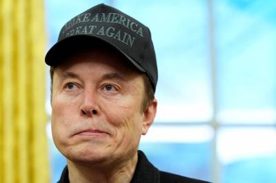 Musk krever billionbeløp av OpenAI og Microsoft