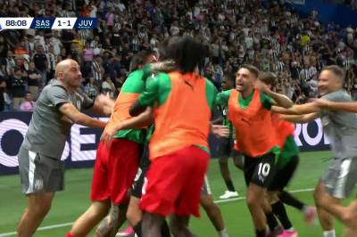 Kieron Bowie med mål mot Juventus