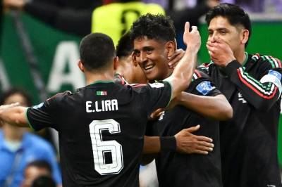 Mexico sikret avansement etter kjempetabbe