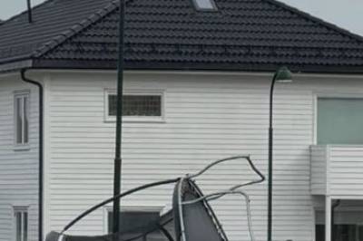 Anmelder skade fra flyvende trampo­line: – En prinsippsak