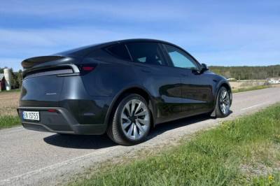 Salget stuper – Tesla halverer nesten prisen