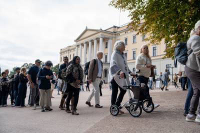 Åpent over hele landet: Her følger du kong Haralds gravferd