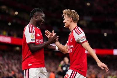 Arsenal herjer med Coventry i serieåpningen