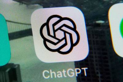 ChatGPT får reklame i Norge
