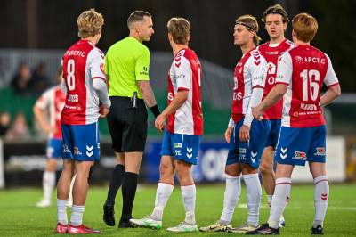 Fyrte løs: – Hæ, det må jo være feil? Hva er galt?