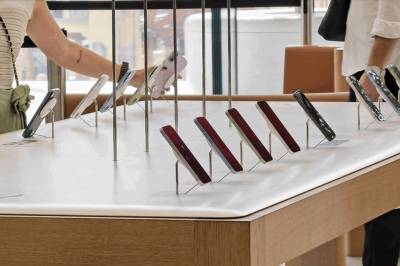 Apple knuser konkurrentene